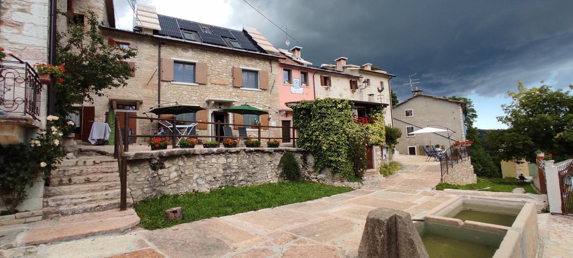 Malga Laben Bed & Breakfast Velo Veronese Luaran gambar